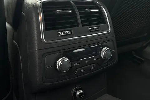 FC16AOA Audi A6 Avant 2.0 TDI ultra SE S Tronic Euro 6 (s/s) 5dr Thumbnail #27