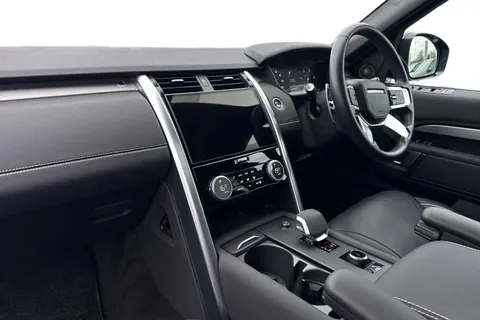 DV73RVO Land Rover Discovery 3.0 D300 MHEV R-Dynamic HSE Auto 4WD Euro 6 (s/s) 5dr Thumbnail #16