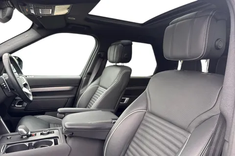 DV73RVO Land Rover Discovery 3.0 D300 MHEV R-Dynamic HSE Auto 4WD Euro 6 (s/s) 5dr Thumbnail #17