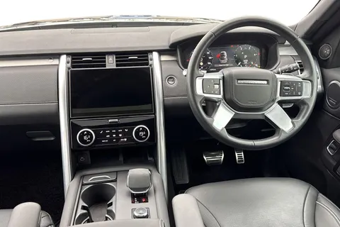 DV73RVO Land Rover Discovery 3.0 D300 MHEV R-Dynamic HSE Auto 4WD Euro 6 (s/s) 5dr Thumbnail #19