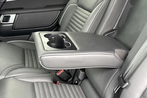 DV73RVO Land Rover Discovery 3.0 D300 MHEV R-Dynamic HSE Auto 4WD Euro 6 (s/s) 5dr Thumbnail #32