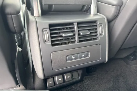 DV73RVO Land Rover Discovery 3.0 D300 MHEV R-Dynamic HSE Auto 4WD Euro 6 (s/s) 5dr Thumbnail #33