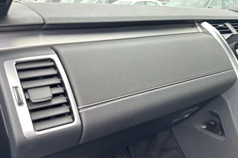 DV73RVO Land Rover Discovery 3.0 D300 MHEV R-Dynamic HSE Auto 4WD Euro 6 (s/s) 5dr Thumbnail #35