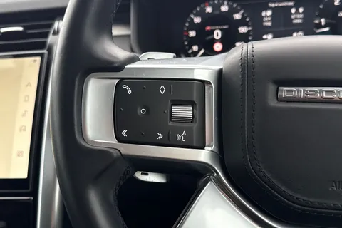 DV73RVO Land Rover Discovery 3.0 D300 MHEV R-Dynamic HSE Auto 4WD Euro 6 (s/s) 5dr Thumbnail #39