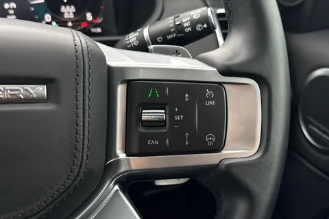 DV73RVO Land Rover Discovery 3.0 D300 MHEV R-Dynamic HSE Auto 4WD Euro 6 (s/s) 5dr Thumbnail #40