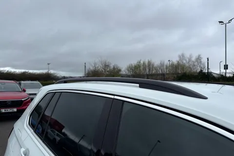 MT22LMX Volkswagen Tiguan 1.5 TSI R-Line DSG Euro 6 (s/s) 5dr Thumbnail #30