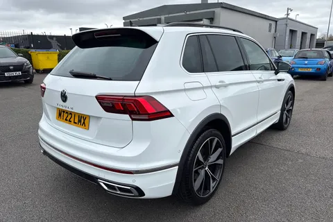 MT22LMX Volkswagen Tiguan 1.5 TSI R-Line DSG Euro 6 (s/s) 5dr Thumbnail #35