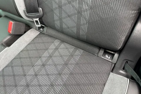 MT22LMX Volkswagen Tiguan 1.5 TSI R-Line DSG Euro 6 (s/s) 5dr Thumbnail #37