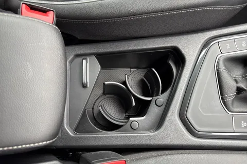 MT22LMX Volkswagen Tiguan 1.5 TSI R-Line DSG Euro 6 (s/s) 5dr Thumbnail #56