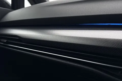 GF25UHC Volkswagen Golf 1.5 eTSI 150 R-Line 5dr DSG Thumbnail #45