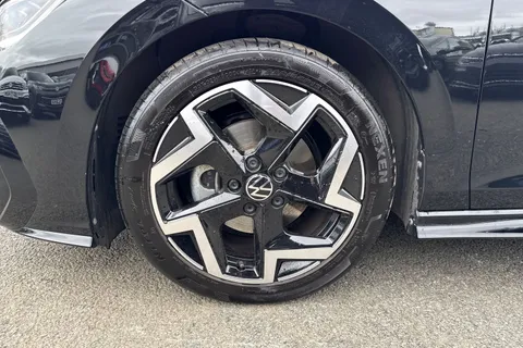 DA75VDE Volkswagen Golf 1.5 TSI 150 R-Line 5dr | Adaptive Cruise Control Thumbnail #14