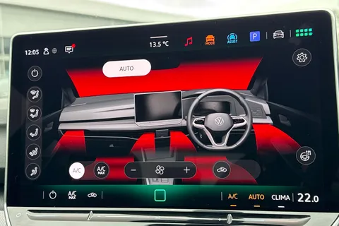 DA75VDE Volkswagen Golf 1.5 TSI 150 R-Line 5dr | Adaptive Cruise Control Thumbnail #23