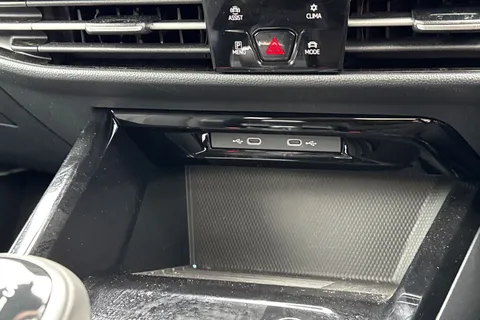 DA75VDE Volkswagen Golf 1.5 TSI 150 R-Line 5dr | Adaptive Cruise Control Thumbnail #37