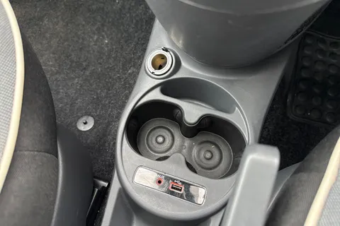 50 of 67 for FIAT 500 1.2 Lounge Euro 6 (s/s) 3dr