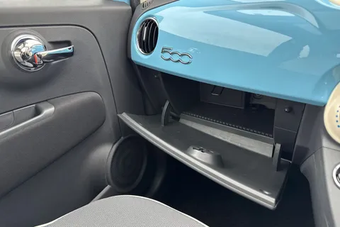 55 of 67 for FIAT 500 1.2 Lounge Euro 6 (s/s) 3dr