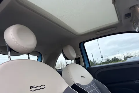 56 of 67 for FIAT 500 1.2 Lounge Euro 6 (s/s) 3dr