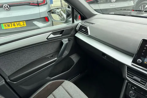 EY69UKS SEAT Tarraco 1.5 TSI EVO XCELLENCE Euro 6 (s/s) 5dr Thumbnail #21