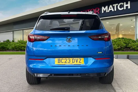 BC23DVZ Vauxhall Grandland 1.6 14.2kWh GSe Auto AWD Euro 6 (s/s) 5dr Thumbnail #5