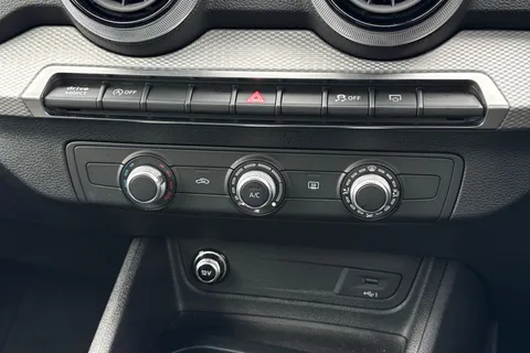 DU23YTK Audi Q2 Sport 30 TFSI  110 PS 6-speed Thumbnail #20