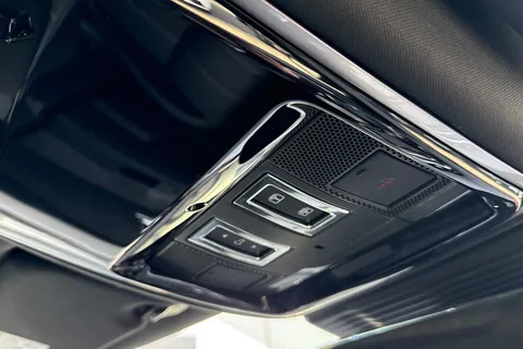 BM23NKR Land Rover Range Rover Velar 2.0 P250 Edition SUV 5dr Petrol Auto 4WD Euro 6 (s/s) (249 ps) Thumbnail #24