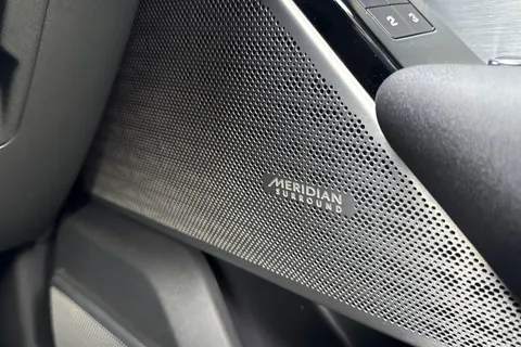 BM23NKR Land Rover Range Rover Velar 2.0 P250 Edition SUV 5dr Petrol Auto 4WD Euro 6 (s/s) (249 ps) Thumbnail #25