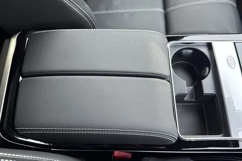 BM23NKR Land Rover Range Rover Velar 2.0 P250 Edition SUV 5dr Petrol Auto 4WD Euro 6 (s/s) (249 ps) Thumbnail #40