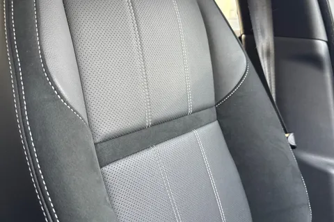 BM23NKR Land Rover Range Rover Velar 2.0 P250 Edition SUV 5dr Petrol Auto 4WD Euro 6 (s/s) (249 ps) Thumbnail #43