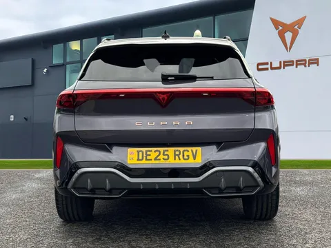 DE25RGV CUPRA Terramar 2.0 TSI 265 VZ2 5dr DSG 4Drive **Panoramic Sunroof** Thumbnail #5