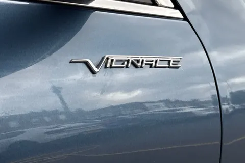 YR23UBJ Ford Kuga 2.5h Duratec Vignale CVT Euro 6 (s/s) 5dr Thumbnail #28