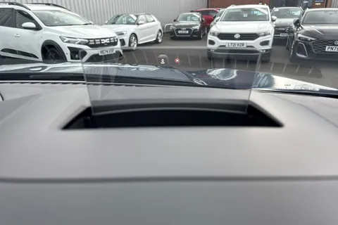 YR23UBJ Ford Kuga 2.5h Duratec Vignale CVT Euro 6 (s/s) 5dr Thumbnail #41