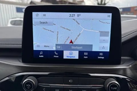 YR23UBJ Ford Kuga 2.5h Duratec Vignale CVT Euro 6 (s/s) 5dr Thumbnail #55