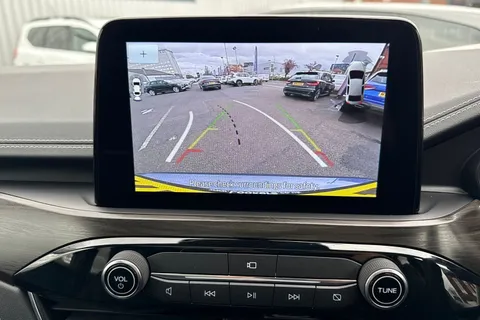 YR23UBJ Ford Kuga 2.5h Duratec Vignale CVT Euro 6 (s/s) 5dr Thumbnail #56