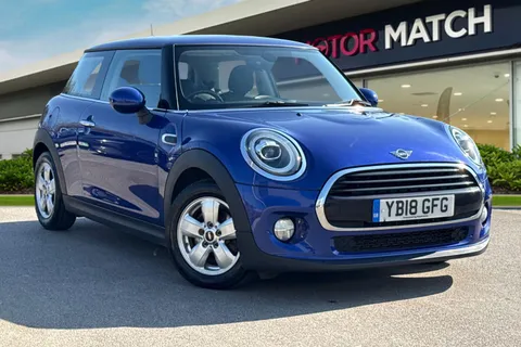 YB18GFG Mini Hatch 1.5 Cooper Euro 6 (s/s) 3dr Thumbnail #2