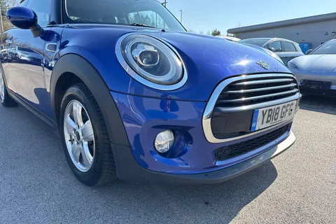 YB18GFG Mini Hatch 1.5 Cooper Euro 6 (s/s) 3dr Thumbnail #9