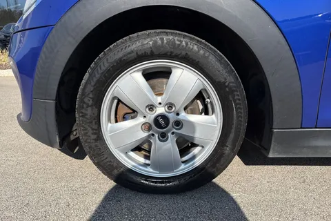 YB18GFG Mini Hatch 1.5 Cooper Euro 6 (s/s) 3dr Thumbnail #10