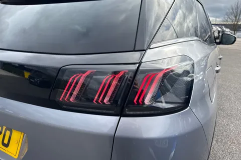 FM21RRO PEUGEOT 3008 1.2 PureTech GT Euro 6 (s/s) 5dr Thumbnail #9