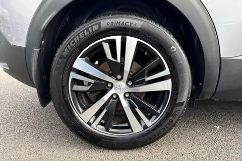 FM21RRO PEUGEOT 3008 1.2 PureTech GT Euro 6 (s/s) 5dr Thumbnail #12
