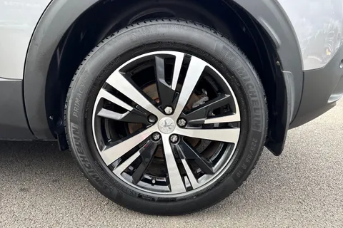 FM21RRO PEUGEOT 3008 1.2 PureTech GT Euro 6 (s/s) 5dr Thumbnail #13