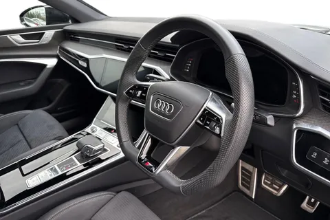 14 of 65 for Audi A7 Black Edition 45 TFSI quattro 265 PS S tronic