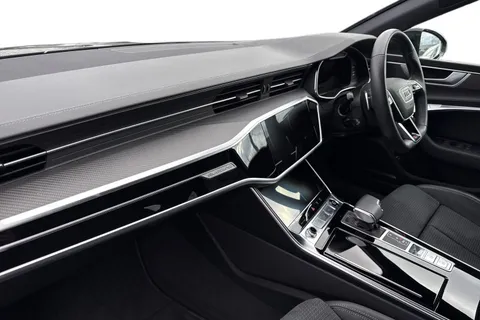 15 of 65 for Audi A7 Black Edition 45 TFSI quattro 265 PS S tronic