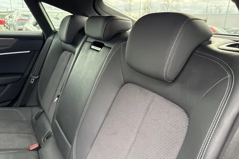 19 of 65 for Audi A7 Black Edition 45 TFSI quattro 265 PS S tronic