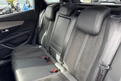 FM21RRO PEUGEOT 3008 1.2 PureTech GT Euro 6 (s/s) 5dr Thumbnail #20