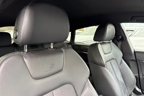 24 of 65 for Audi A7 Black Edition 45 TFSI quattro 265 PS S tronic