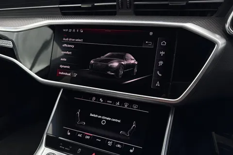 33 of 65 for Audi A7 Black Edition 45 TFSI quattro 265 PS S tronic