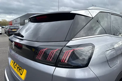 FM21RRO PEUGEOT 3008 1.2 PureTech GT Euro 6 (s/s) 5dr Thumbnail #33