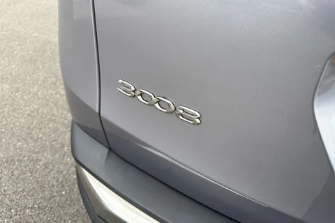FM21RRO PEUGEOT 3008 1.2 PureTech GT Euro 6 (s/s) 5dr Thumbnail #34
