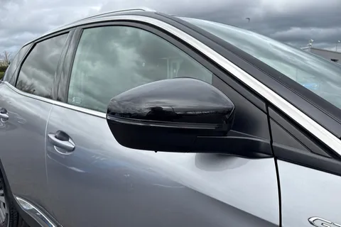 FM21RRO PEUGEOT 3008 1.2 PureTech GT Euro 6 (s/s) 5dr Thumbnail #38