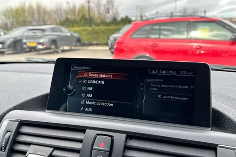 YE16VDD BMW 1 Series 1.5 118i Sport Euro 6 (s/s) 3dr Thumbnail #42