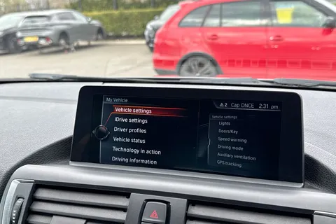 YE16VDD BMW 1 Series 1.5 118i Sport Euro 6 (s/s) 3dr Thumbnail #48