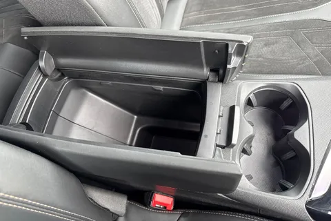 FM21RRO PEUGEOT 3008 1.2 PureTech GT Euro 6 (s/s) 5dr Thumbnail #61